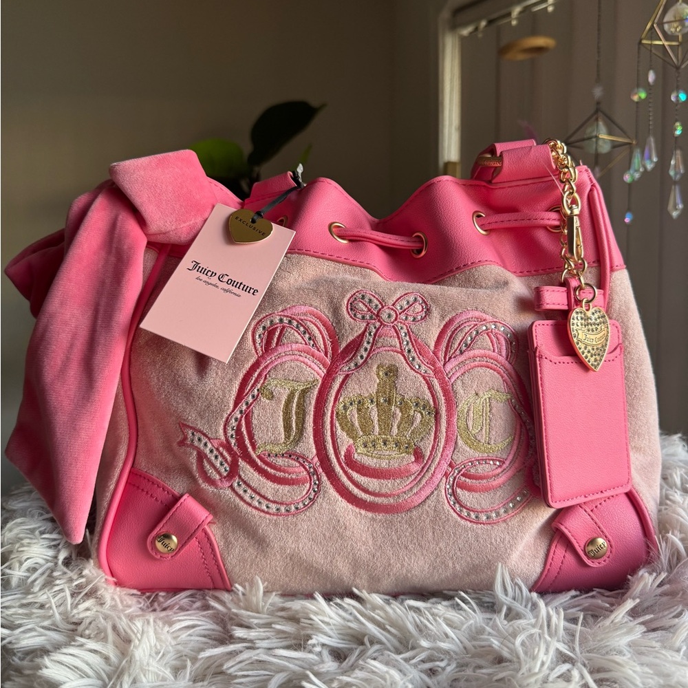 Juicy Couture lovers club day dreamers in pink diamond